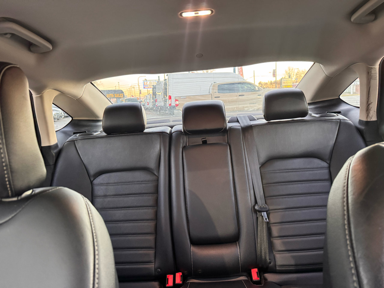 Used 2018 Ford Fusion SE w/ Equipment Group 602A image 17