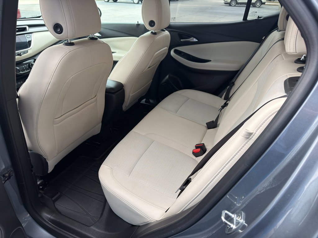 Used 2022 Buick Encore GX Preferred w/ Cold Weather Comfort Package image 9