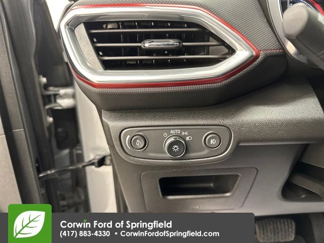 Used 2023 Chevrolet TrailBlazer RS w/ Technology Package image 34