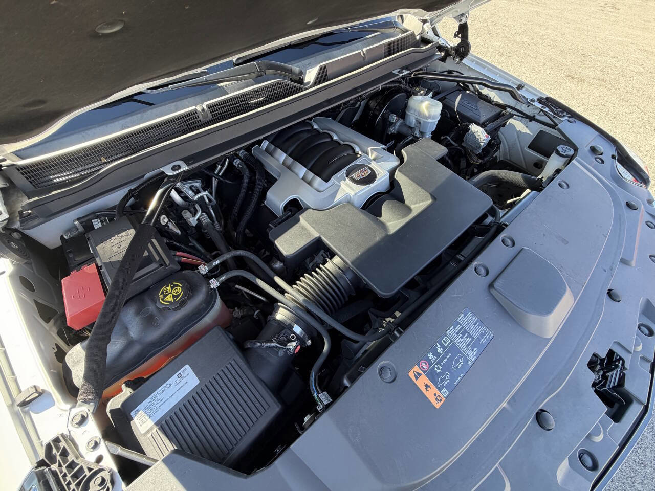 Used 2019 Cadillac Escalade ESV Luxury image 13