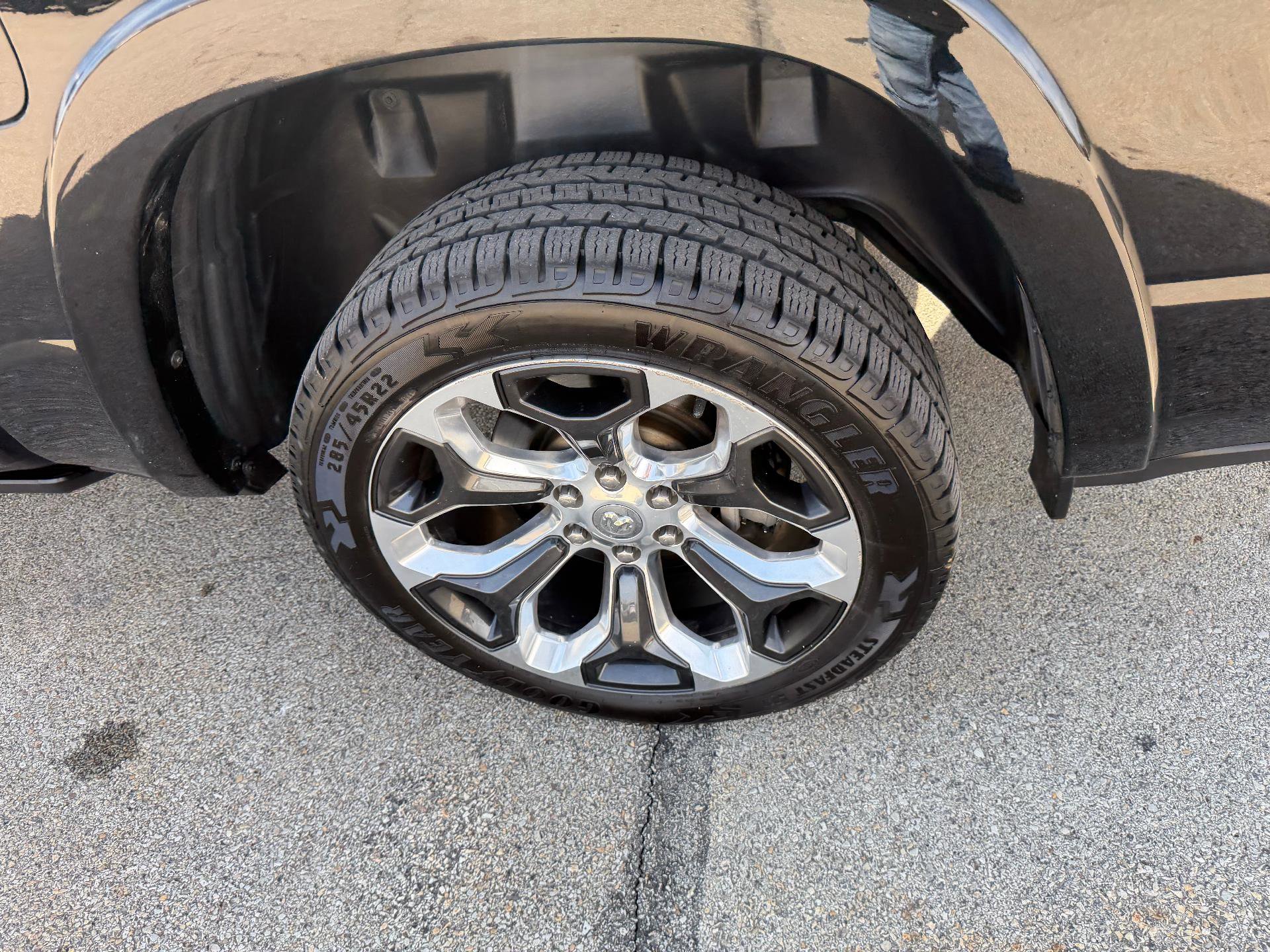 Used 2021 RAM 1500 Limited AWD/4WD image 15