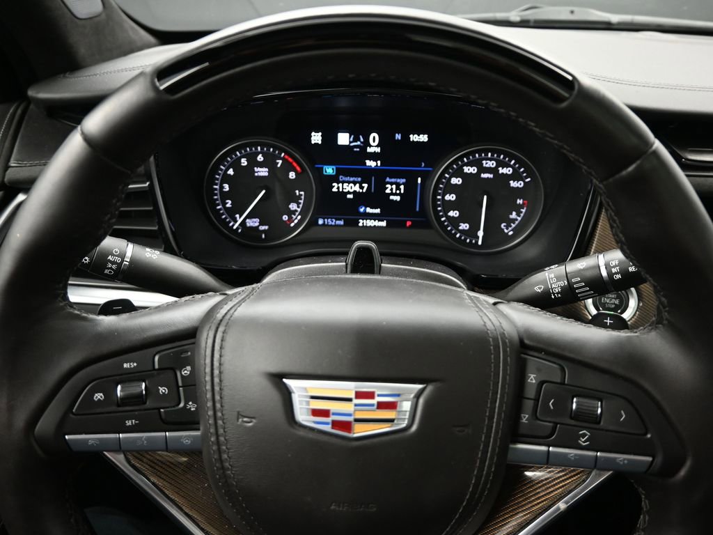 Certified 2025 Cadillac XT6 Premium Luxury w/ Platinum Package image 11