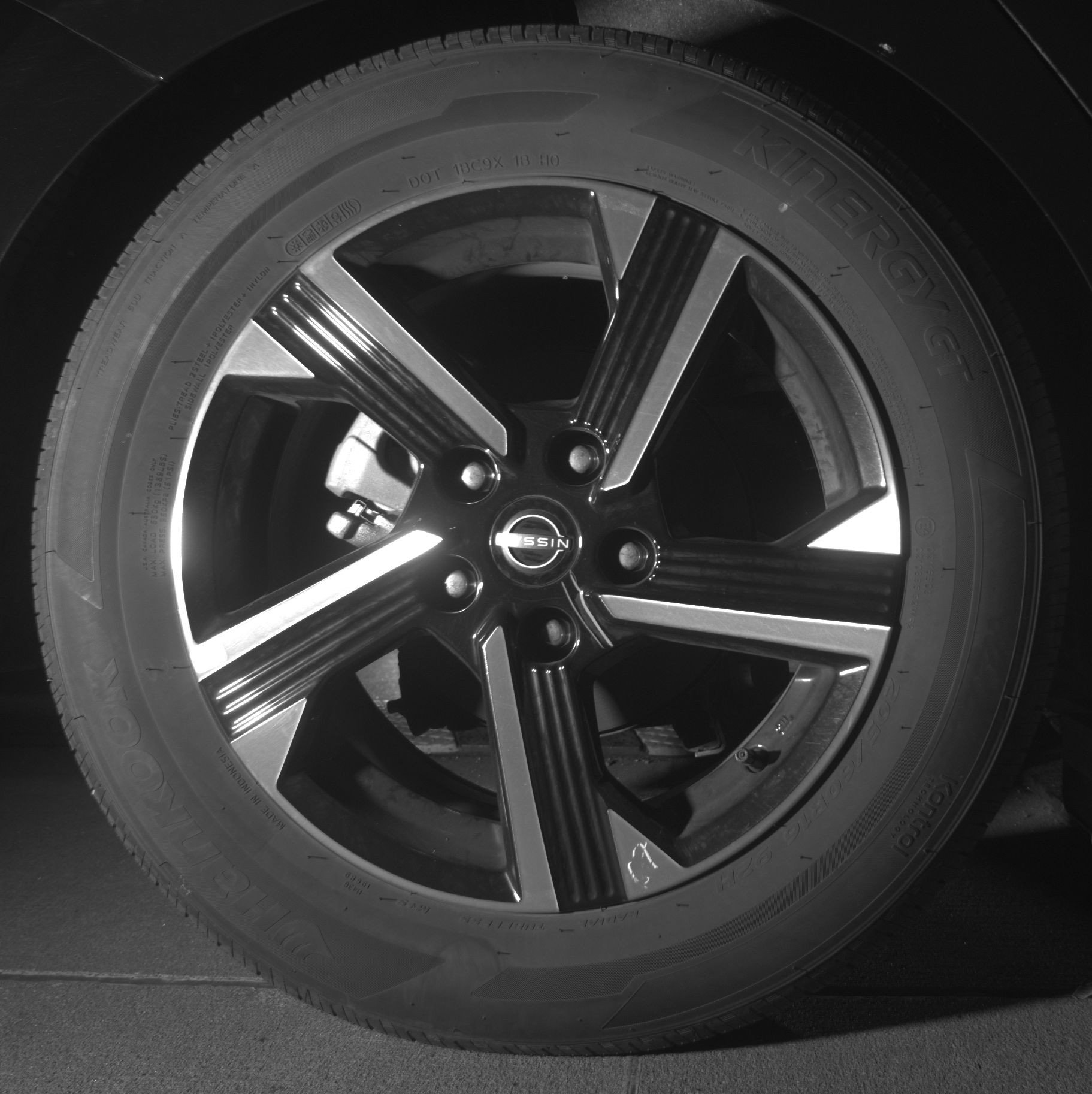 Used 2025 Nissan Sentra SV image 15