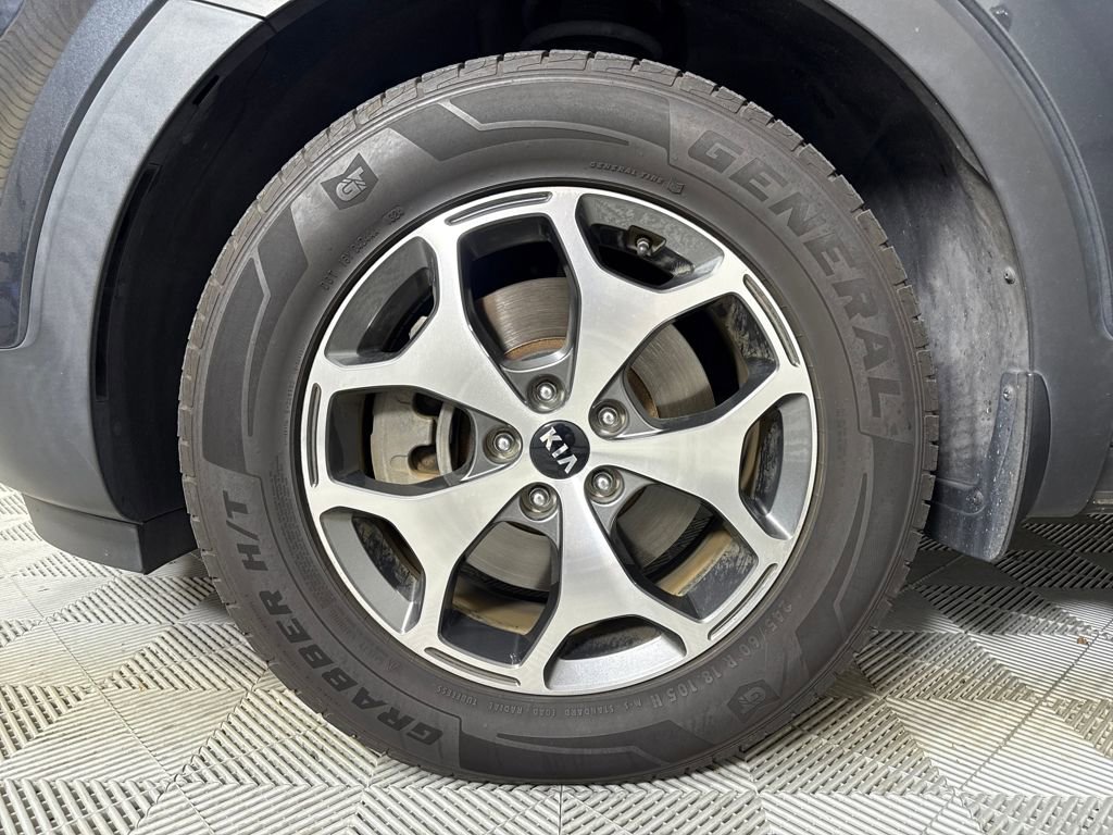 Used 2021 Kia Telluride EX w/ Towing Package image 22