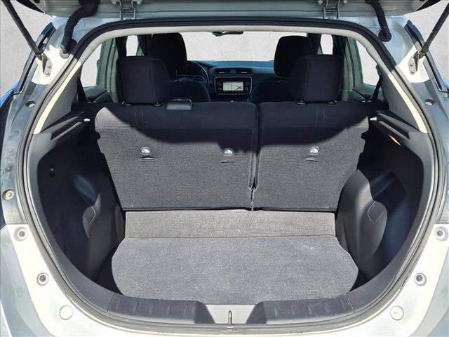 Used 2018 Nissan Leaf SV FWD image 6