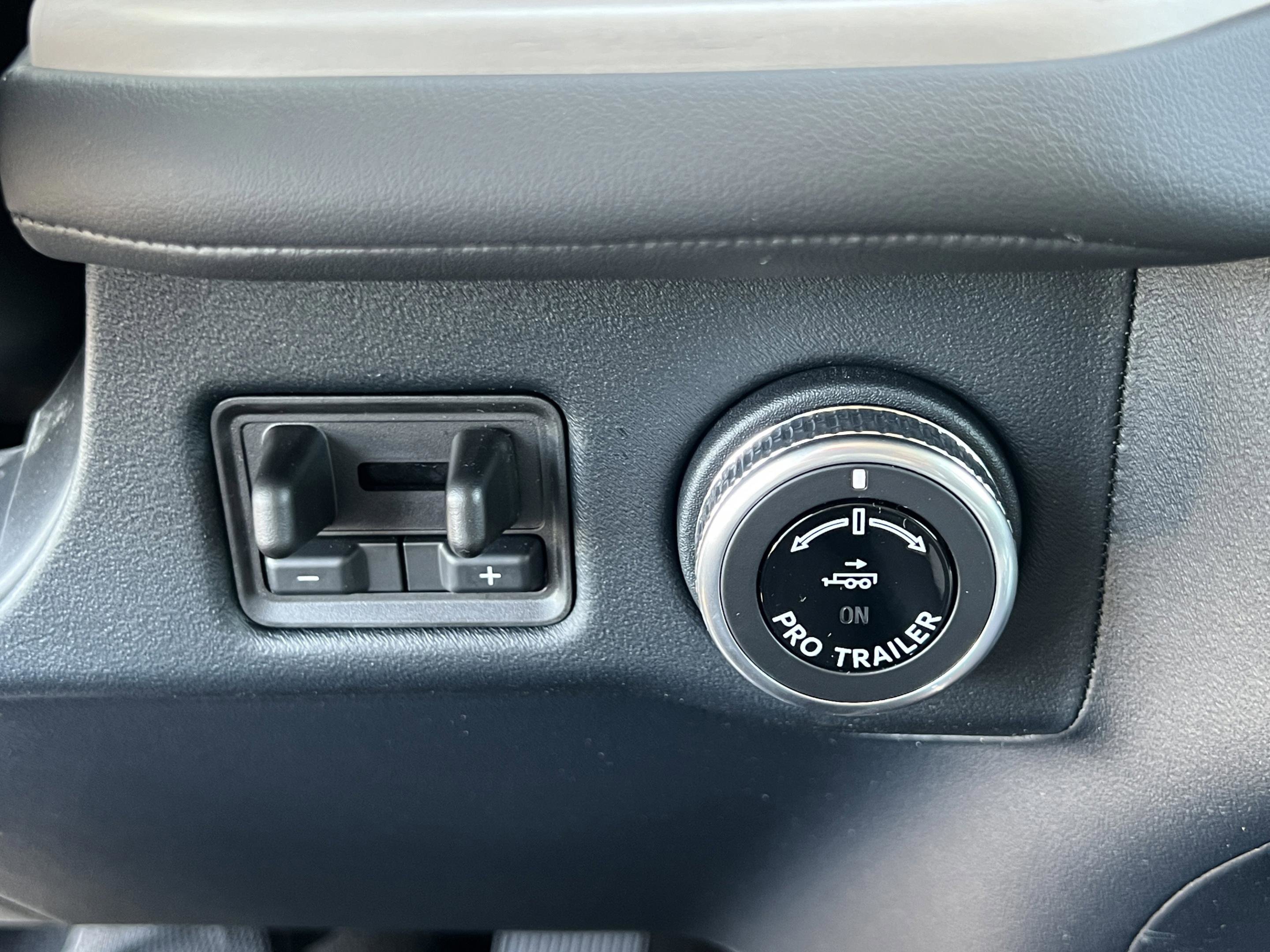 New 2025 Lincoln Navigator L Reserve AWD/4WD image 22