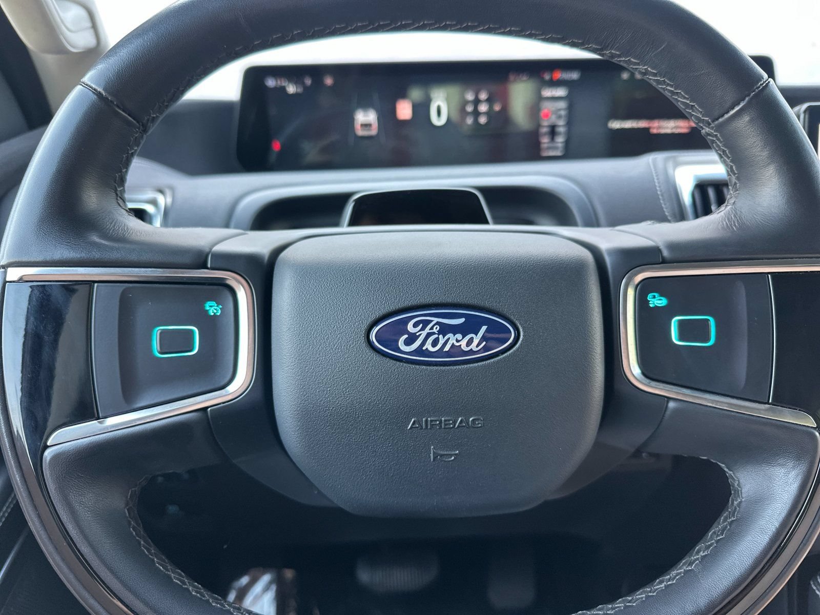 Certified 2025 Ford Expedition Platinum AWD/4WD image 22
