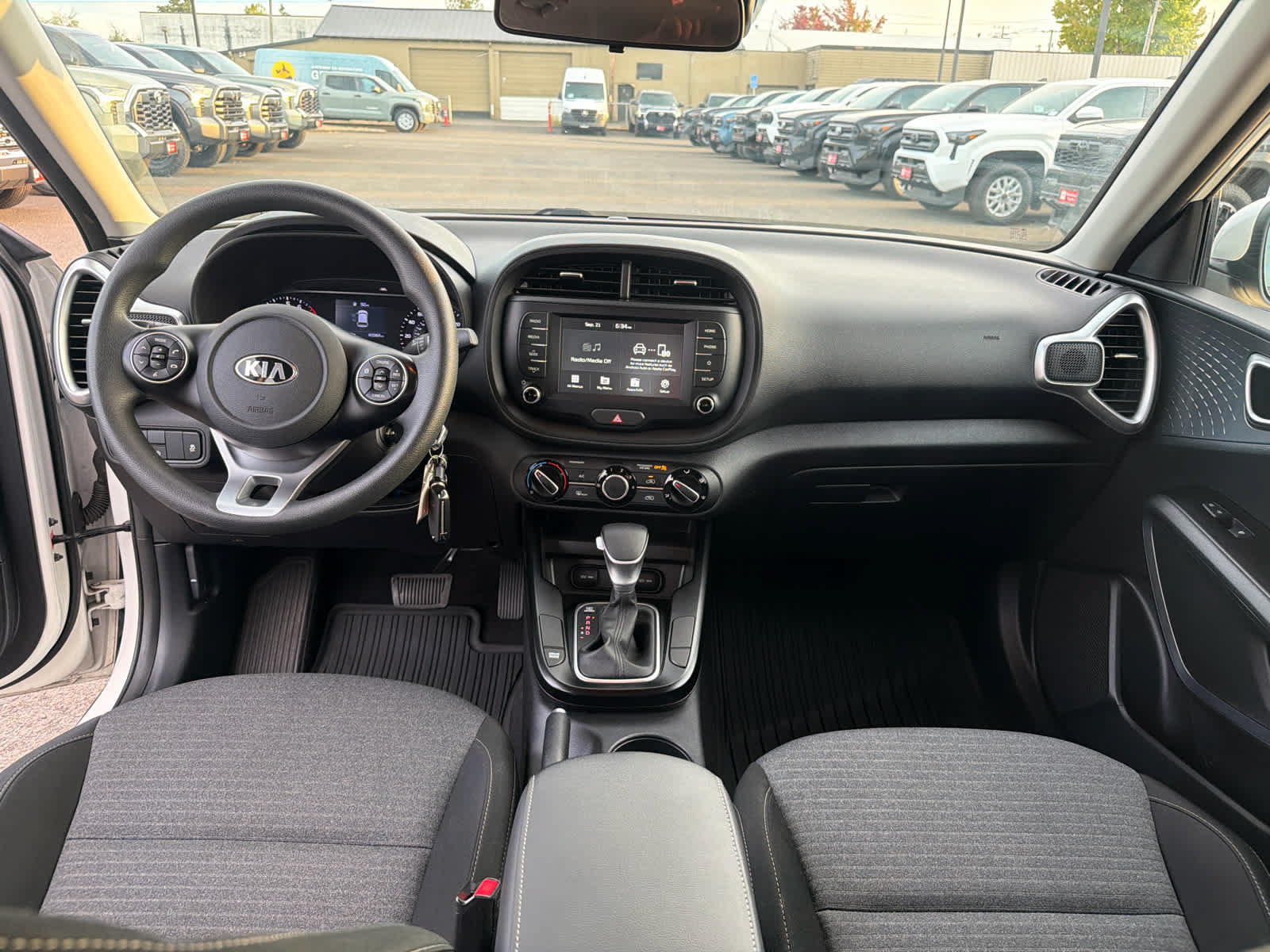 Used 2021 Kia Soul S FWD image 31