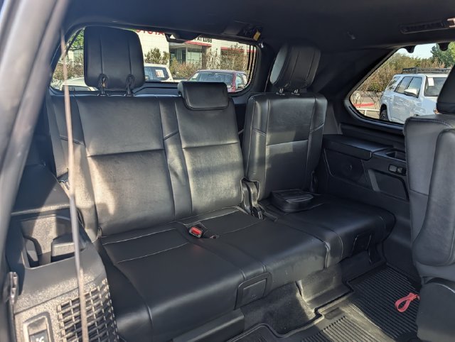 Used 2023 Toyota Sequoia Platinum AWD/4WD image 31