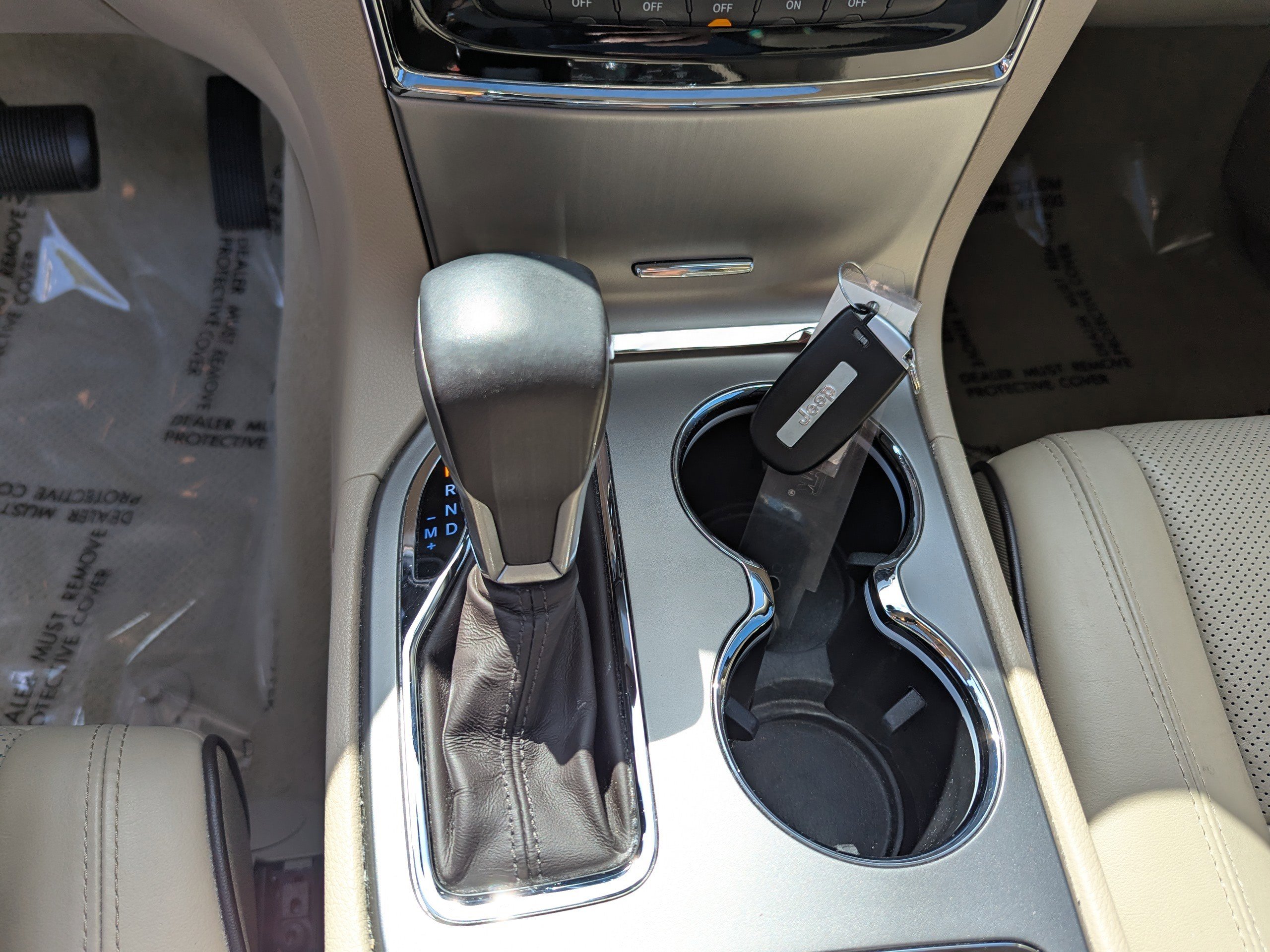 Certified 2021 Jeep Grand Cherokee Limited image 32