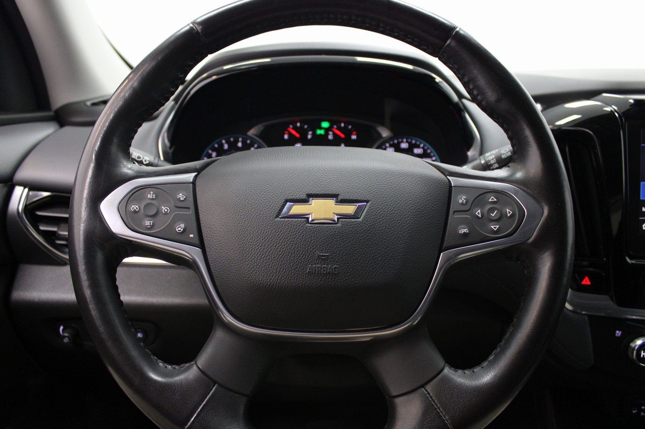 Used 2021 Chevrolet Traverse Premier w/ LPO, Floor Liner Package image 40