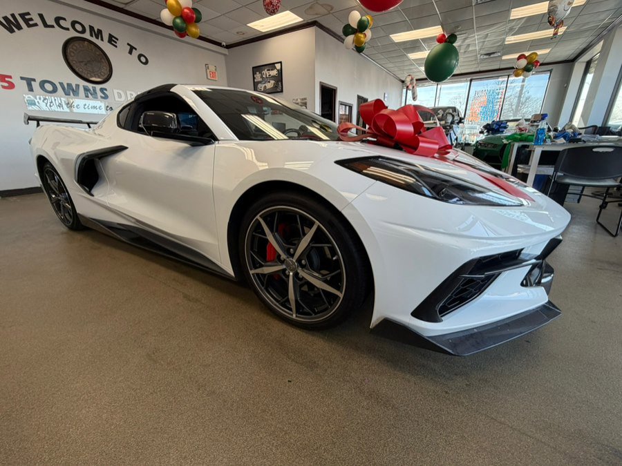 Used 2021 Chevrolet Corvette Stingray Preferred Cpe w/ Engine Appearance Package image 17