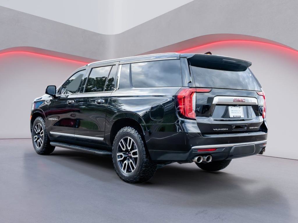 Used 2023 GMC Yukon Denali image 7