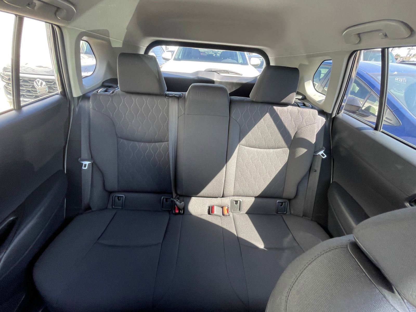 Used 2025 Toyota Corolla Cross LE image 38