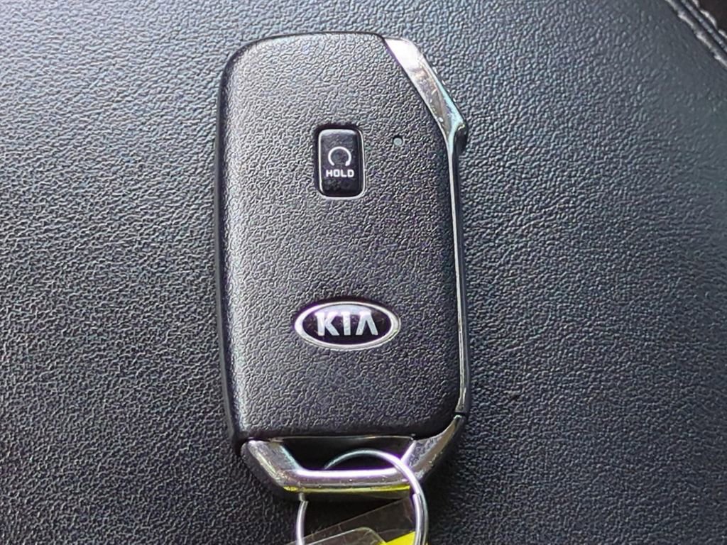 Used 2021 Kia Sorento SX image 26