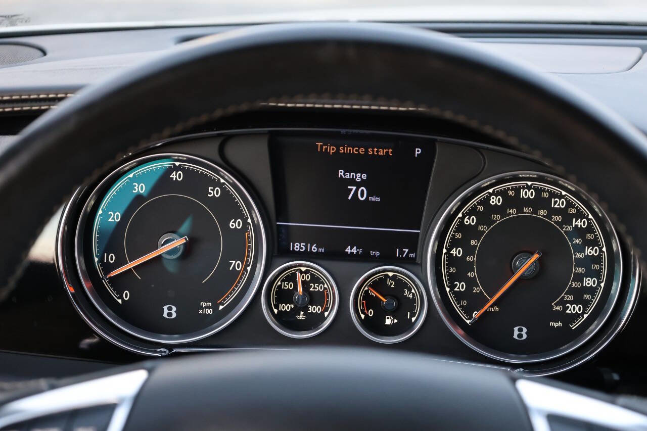 Used 2016 Bentley Continental GT image 21