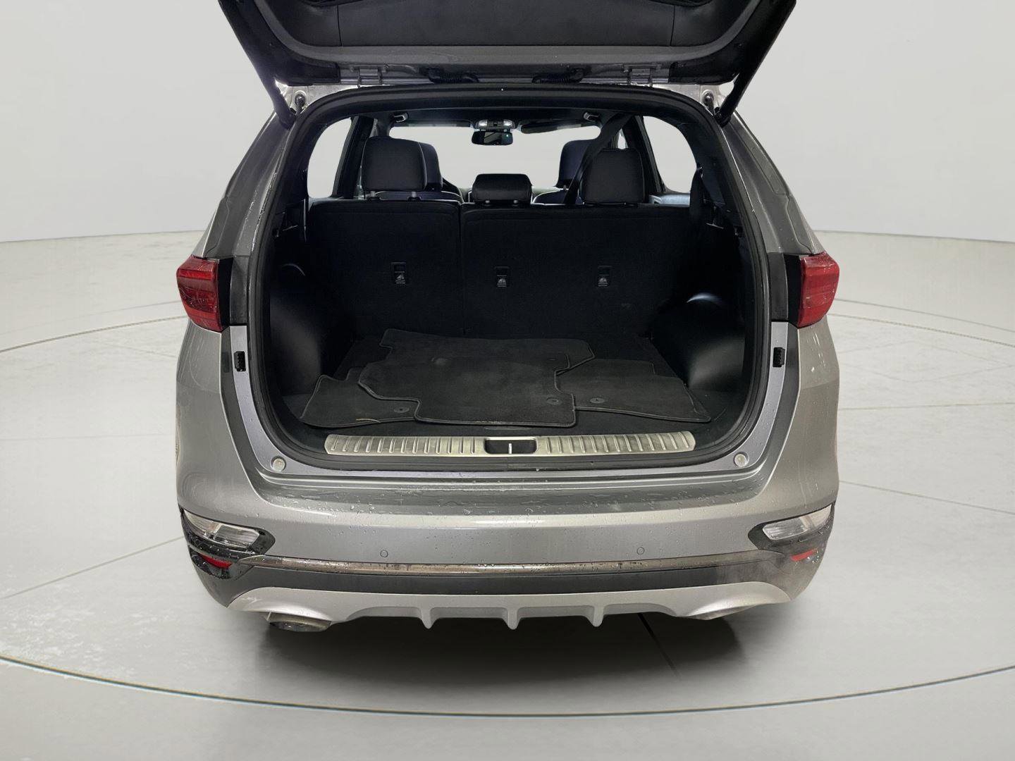 Used 2020 Kia Sportage SX image 9