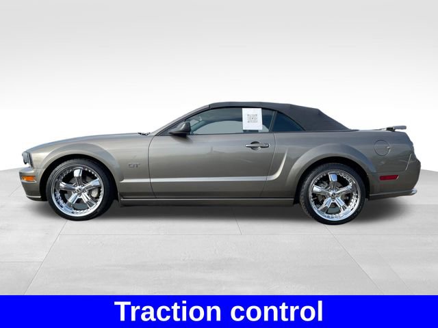Used 2005 Ford Mustang GT Premium RWD image 2