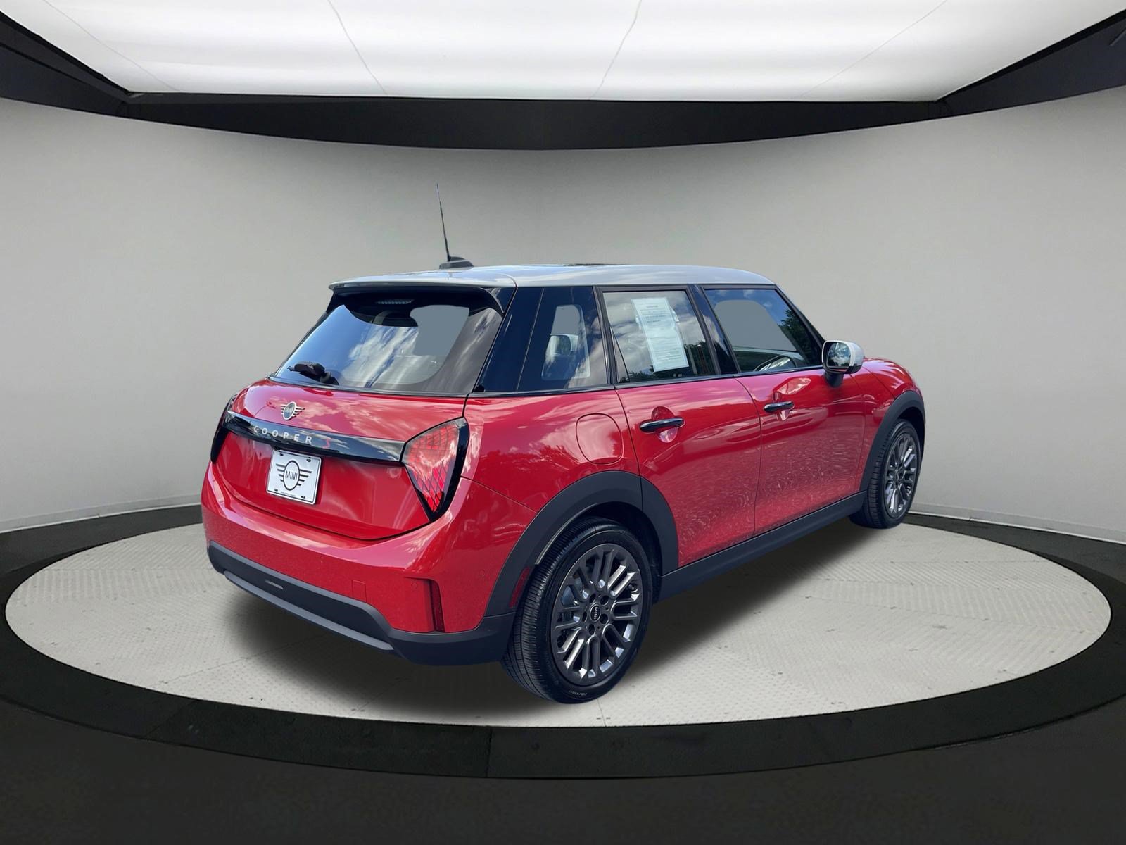 Used 2025 MINI Cooper S FWD image 6