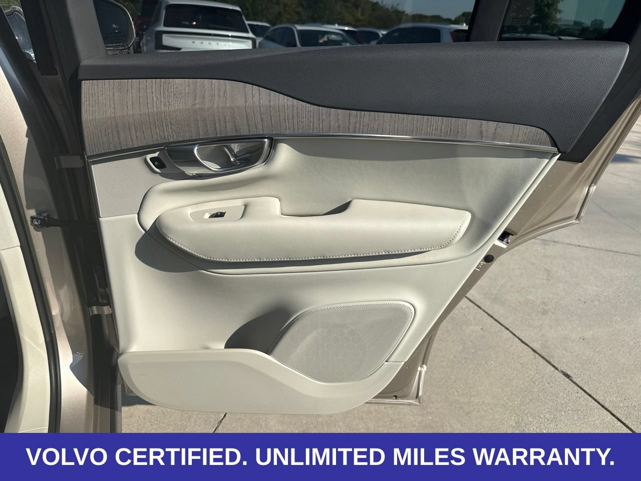 Certified 2023 Volvo XC90 B6 Plus w/ Protection Package Premier AWD/4WD image 16