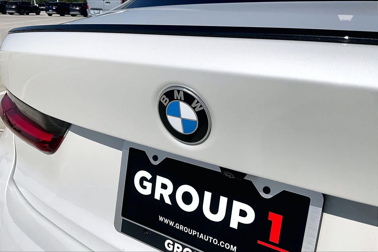 Used 2025 BMW M340i w/ Premium Package RWD image 29