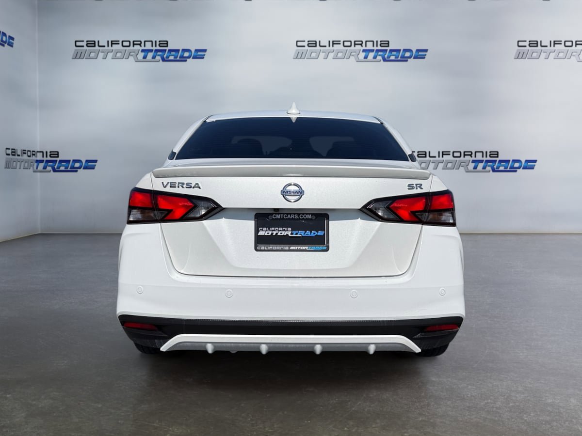 Used 2020 Nissan Versa SR image 6