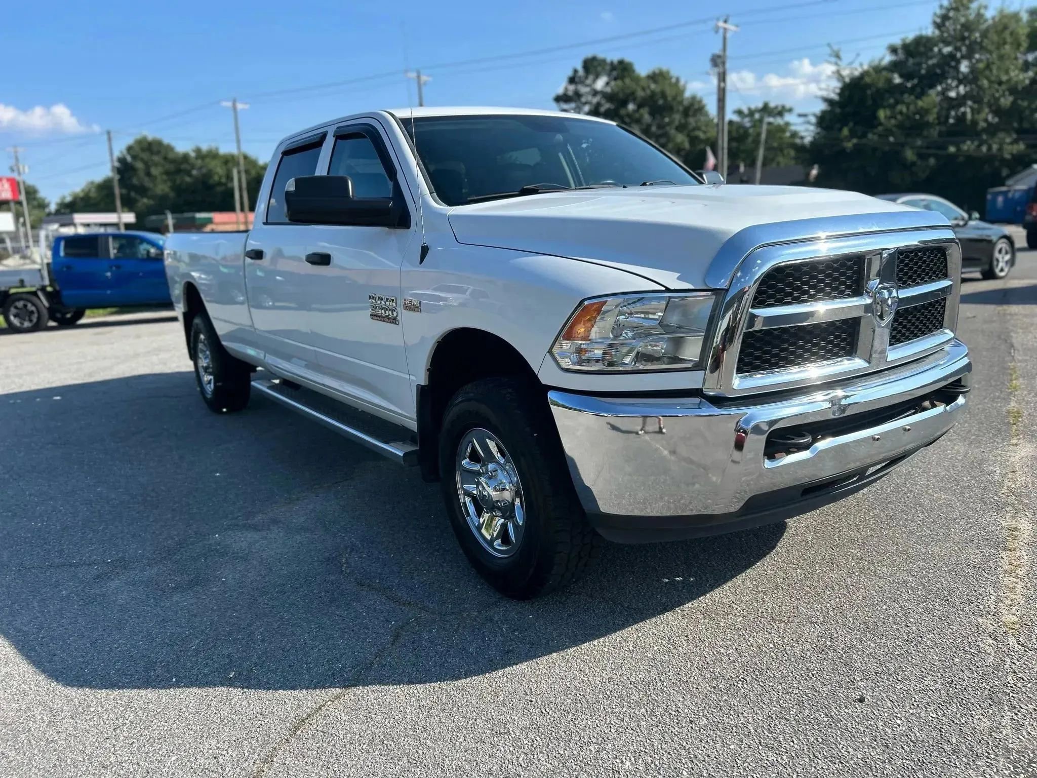 Used 2014 RAM 2500 Tradesman w/ Chrome Appearance Group image 6
