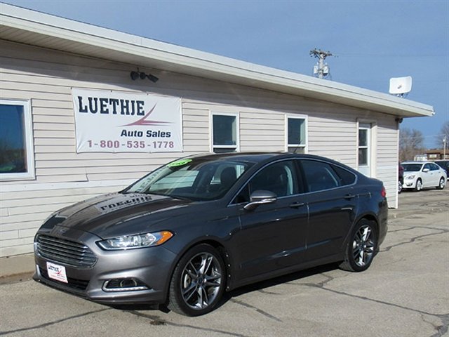 Used 2013 Ford Fusion Titanium w/ Titanium Driver Assist Pkg FWD image 2