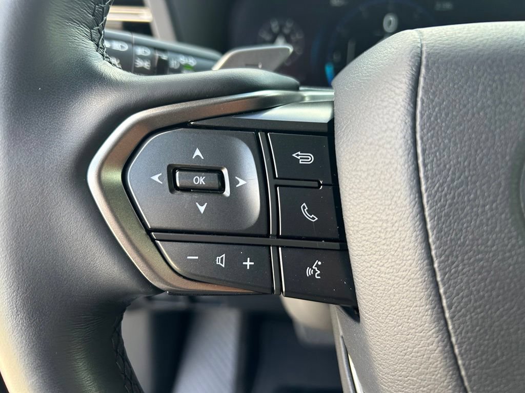 Used 2024 Lexus GX 550 w/ Accessory Package (Z1) AWD/4WD image 14