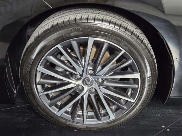 Certified 2023 Lexus ES 300h w/ Premium Package image 12