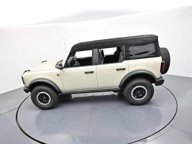 Used 2025 Ford Bronco Badlands AWD/4WD image 20