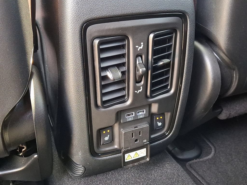 Certified 2025 Dodge Durango R/T AWD/4WD image 12
