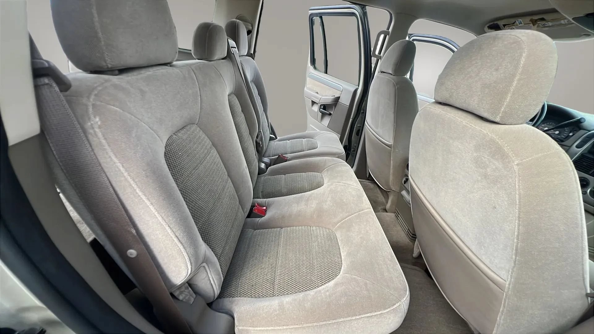 Used 2004 Ford Explorer Sport XLT RWD image 17