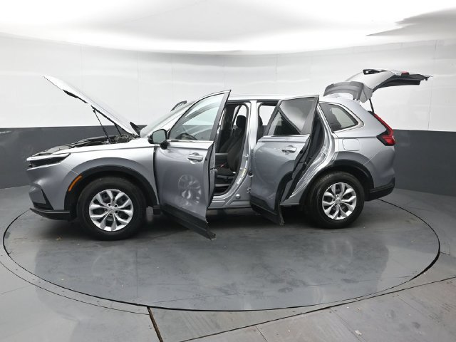 Used 2025 Honda CR-V LX image 40