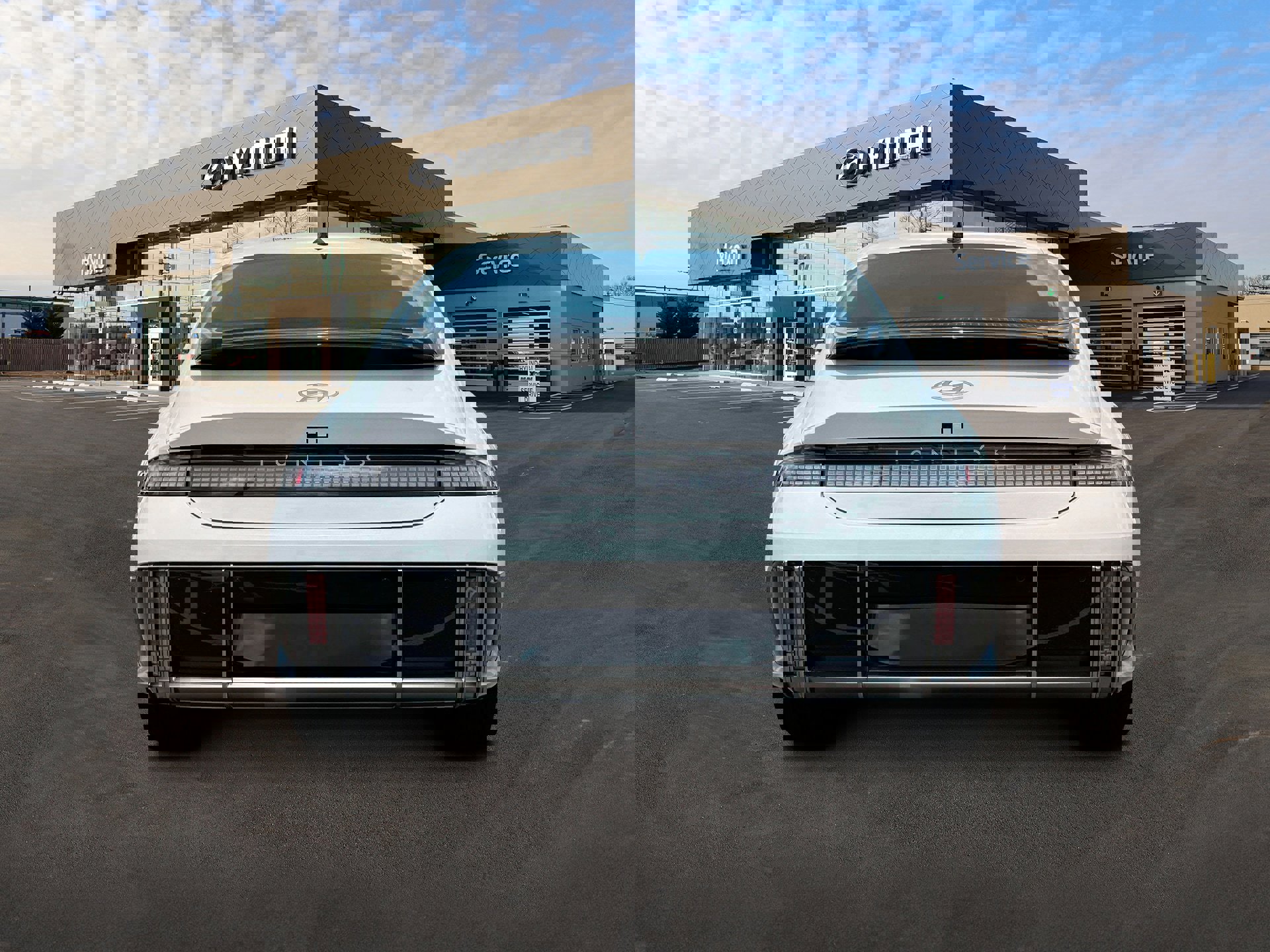 New 2025 Hyundai Ioniq 6 SEL image 6