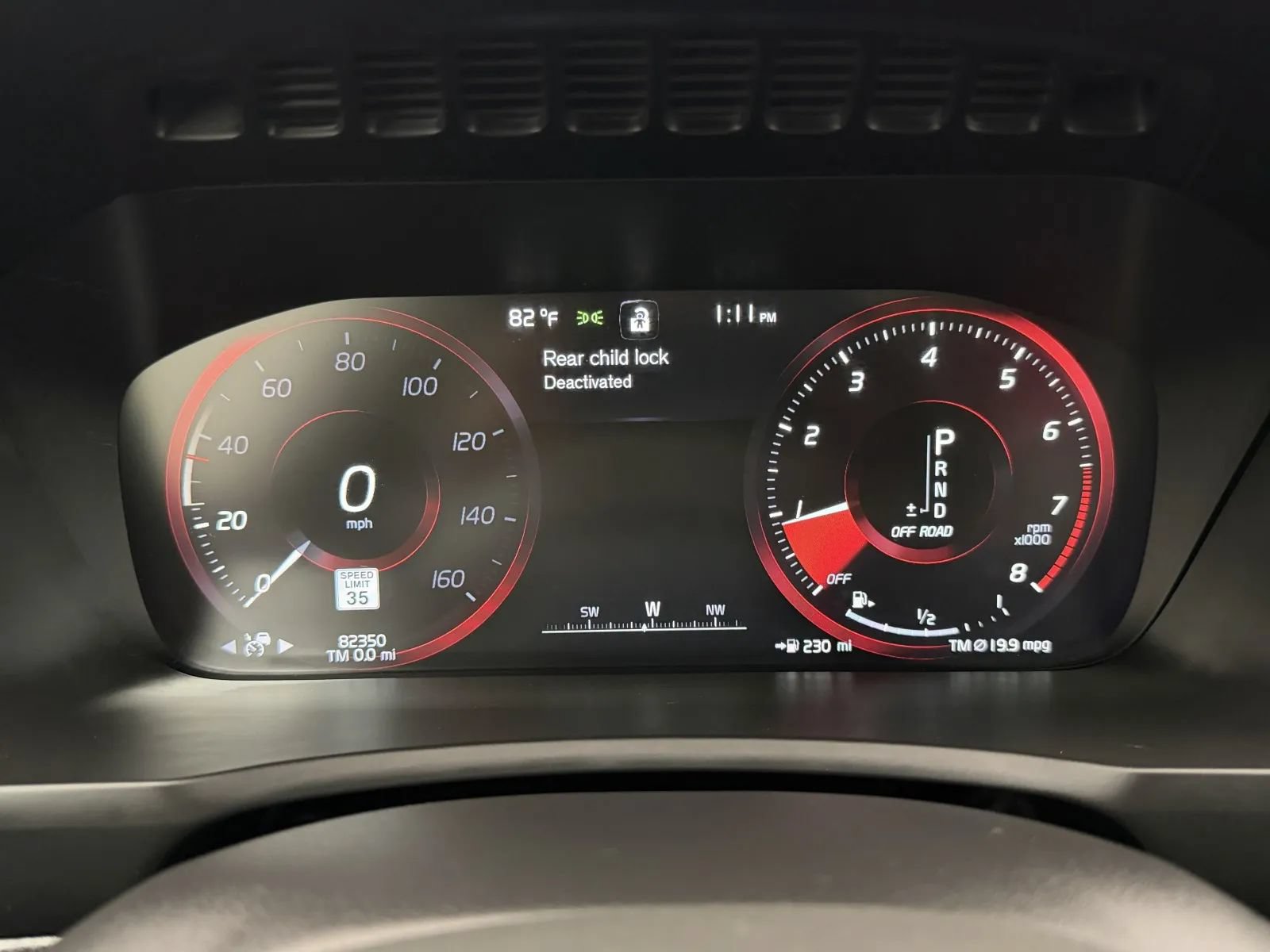 Used 2019 Volvo XC90 T6 Momentum w/ Protection Package Premier AWD/4WD image 17