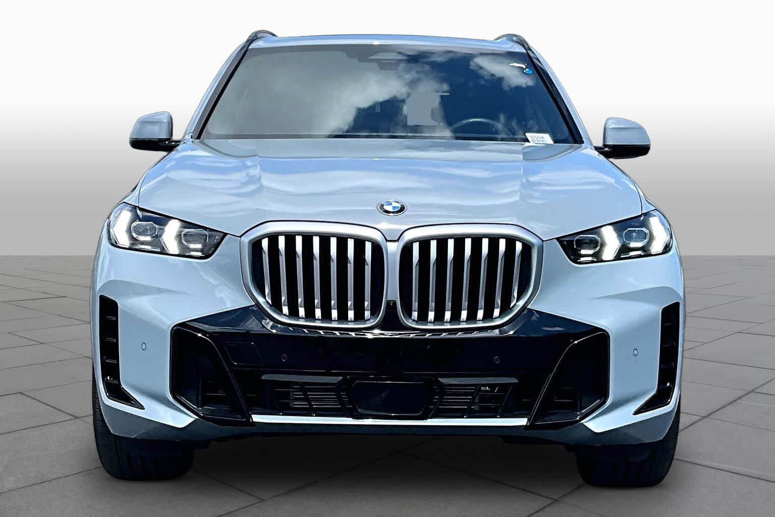 Certified 2026 BMW X5 sDrive40i RWD image 3