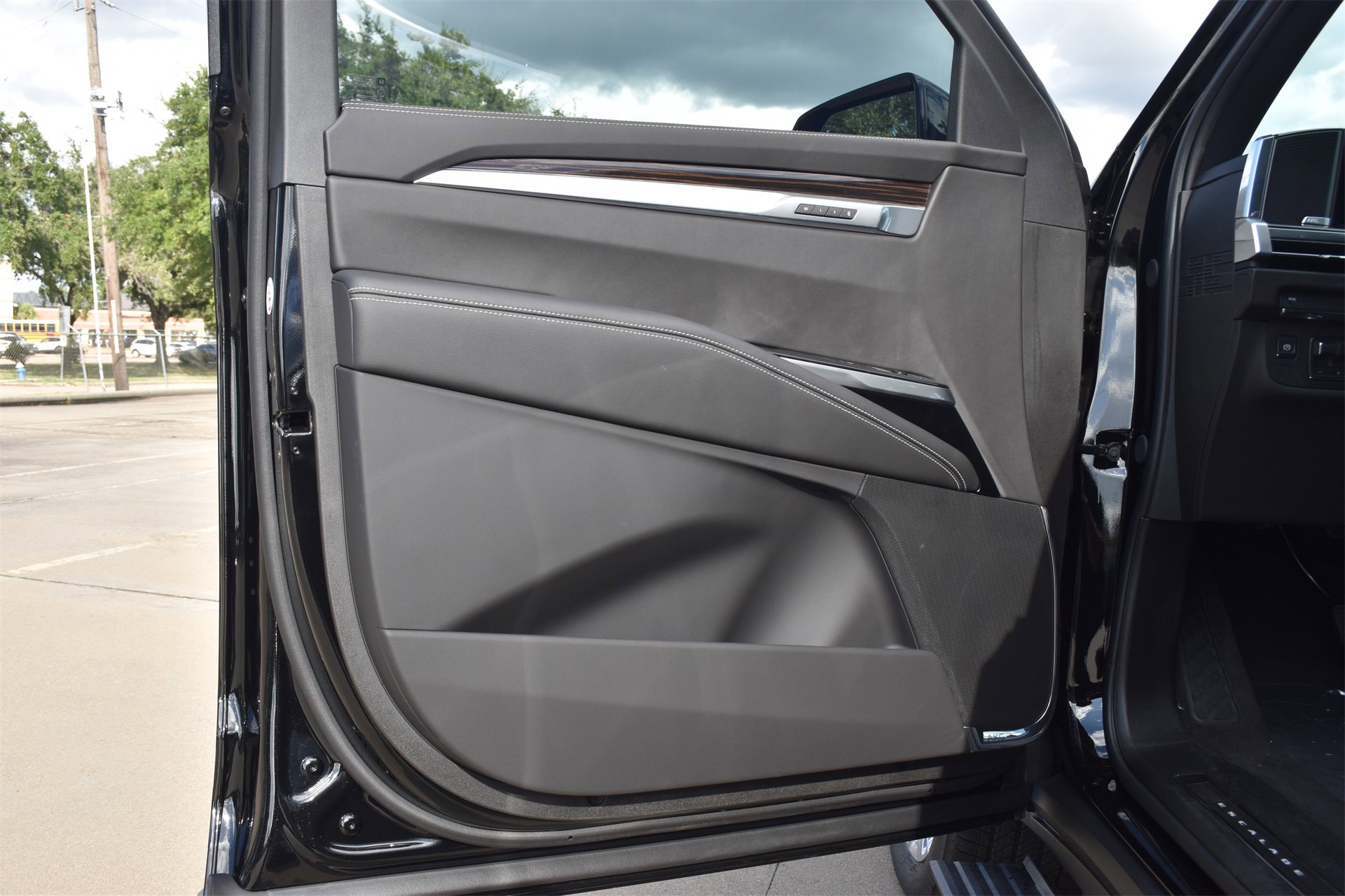 New 2025 Cadillac Escalade Premium Luxury image 19