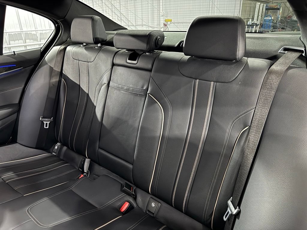Used 2023 BMW M550i xDrive AWD/4WD image 43