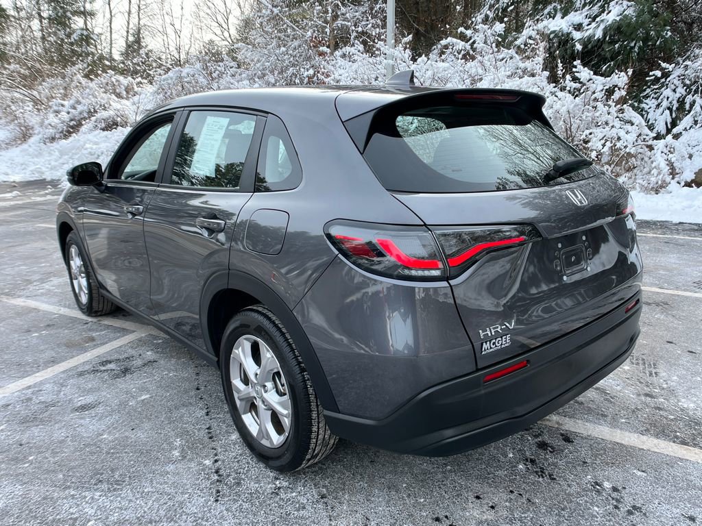 Used 2024 Honda HR-V LX image 3