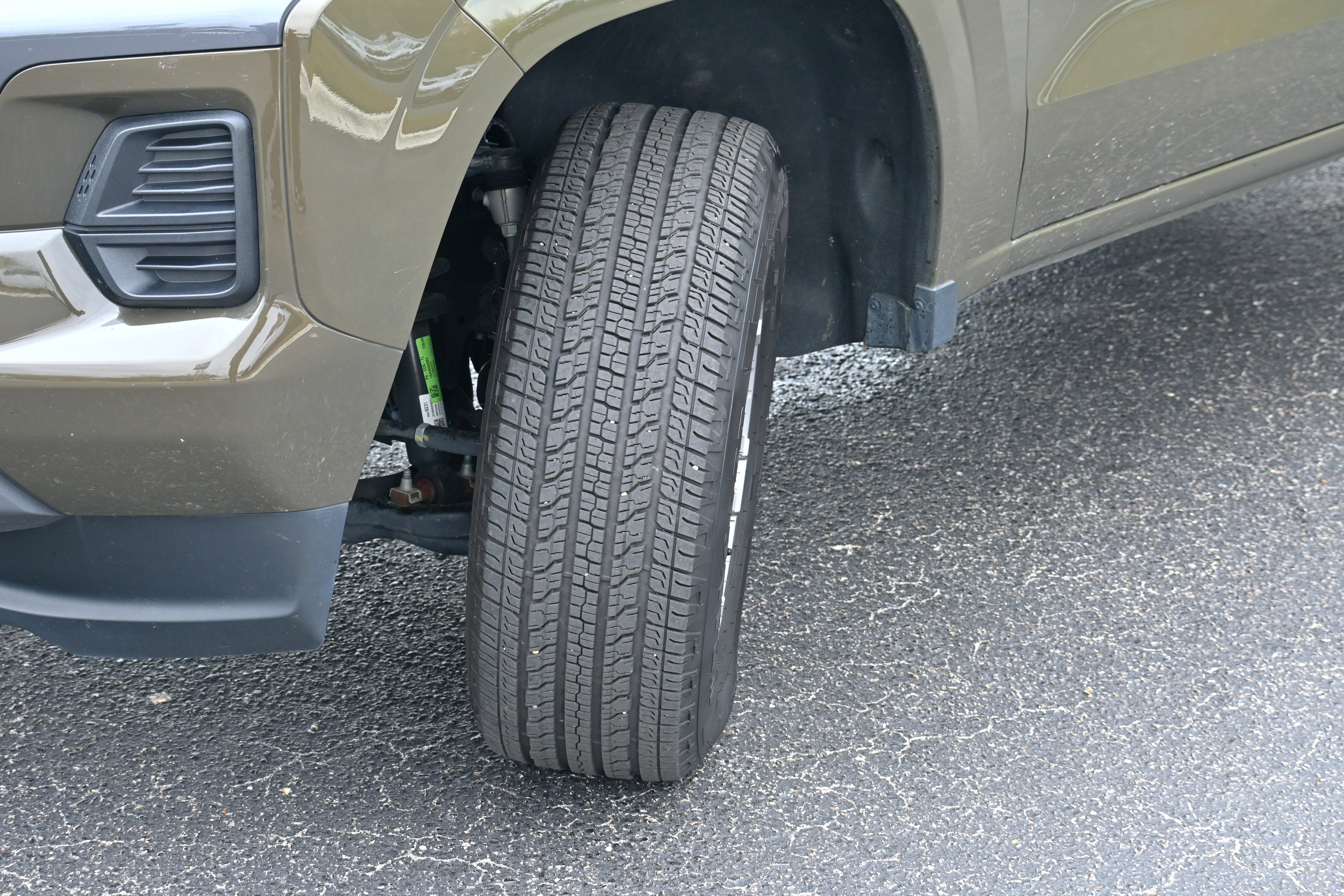 Used 2023 Chevrolet Colorado LT image 31