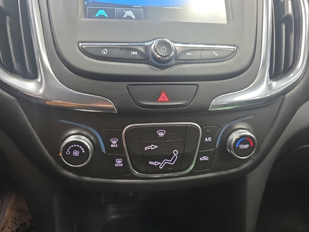 Certified 2018 Chevrolet Equinox LT FWD image 20