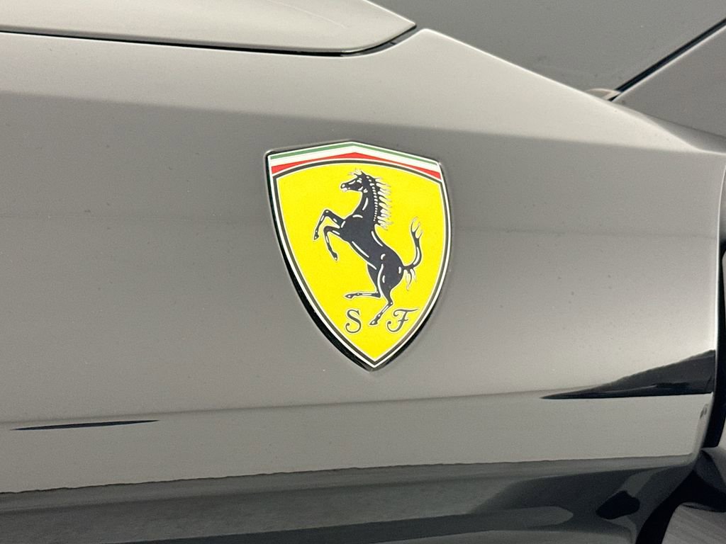 Used 2017 Ferrari California T image 26
