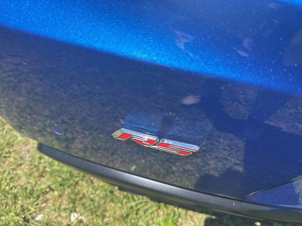 Used 2018 Chevrolet Camaro LT RWD image 6