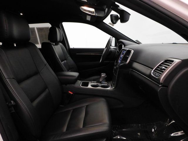 Used 2018 Jeep Grand Cherokee Limited image 34
