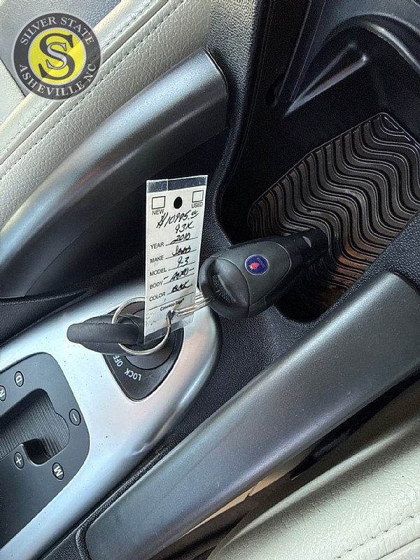 Used 2010 Saab 9-3 Aero FWD image 20