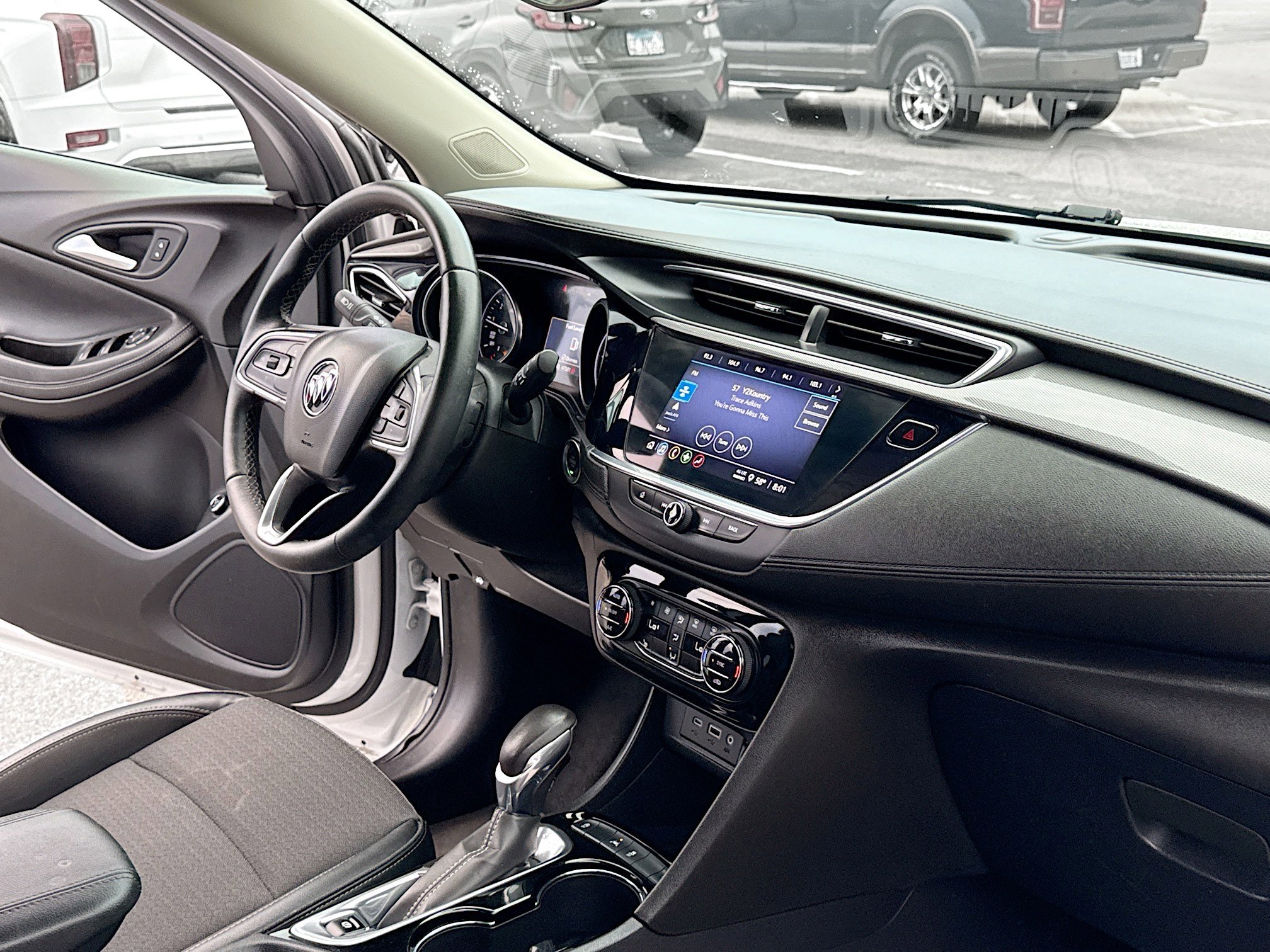 Used 2021 Buick Encore GX Select w/ Sport Touring Package image 5