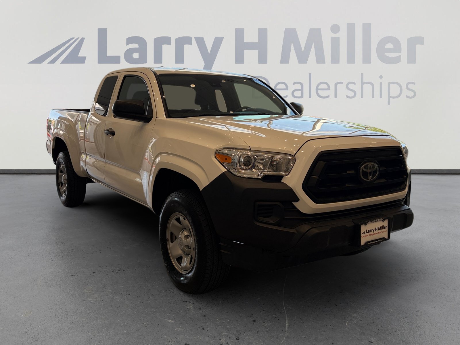 Used 2021 Toyota Tacoma SR RWD image 7