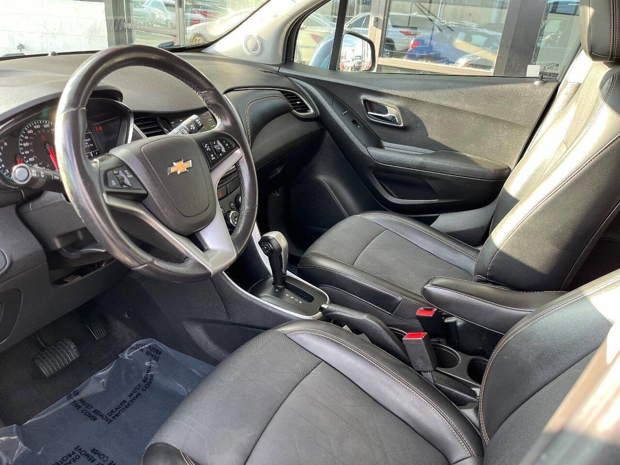 Used 2019 Chevrolet Trax LT w/ LT Convenience Package image 10