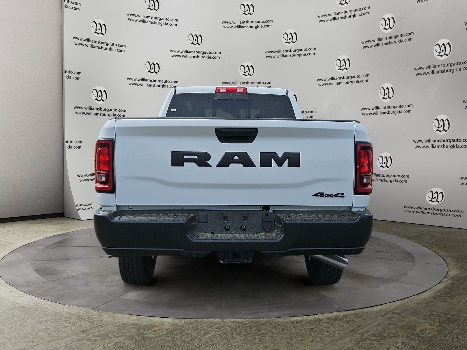 New 2026 RAM 2500 Tradesman AWD/4WD image 4
